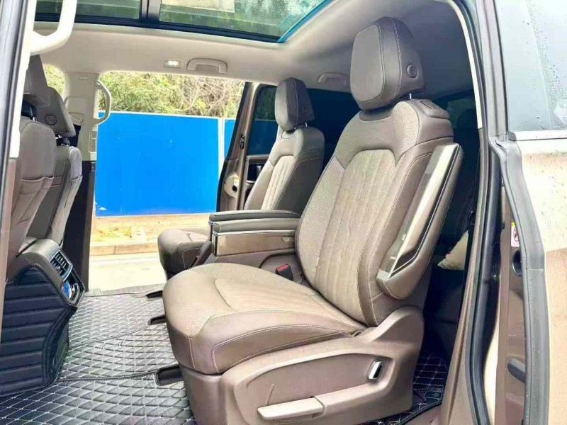 南宁23年大众威然6