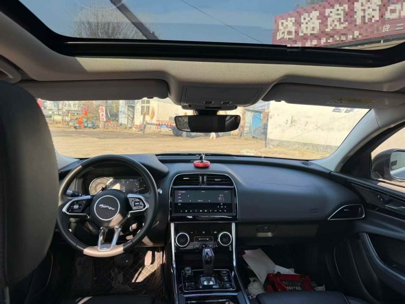 菏泽21年捷豹XE5