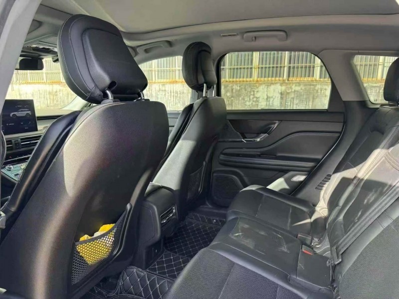 菏泽20年林肯冒险家5