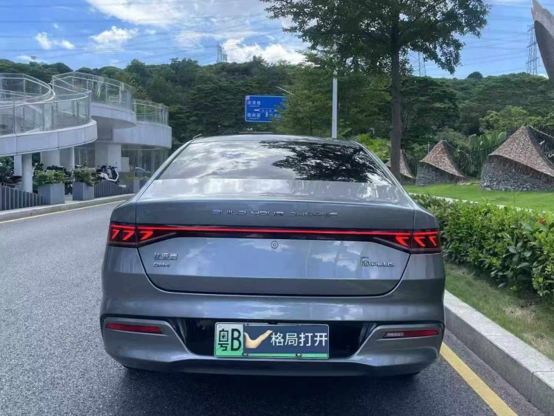 深圳23年比亚迪秦9