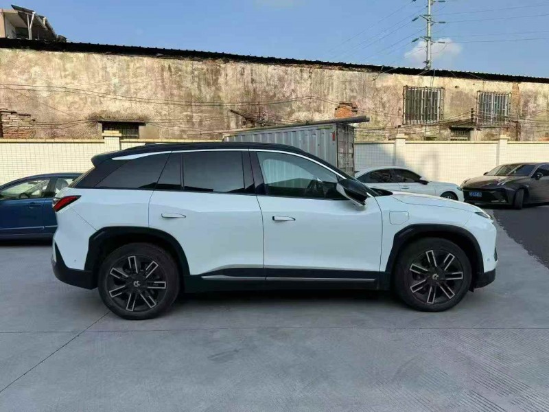 汕头22年蔚来ES68