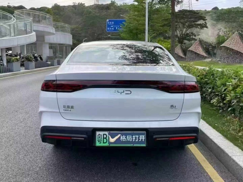 深圳25年比亚迪秦9