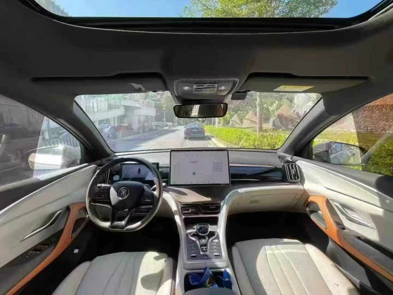 深圳23年比亚迪宋4