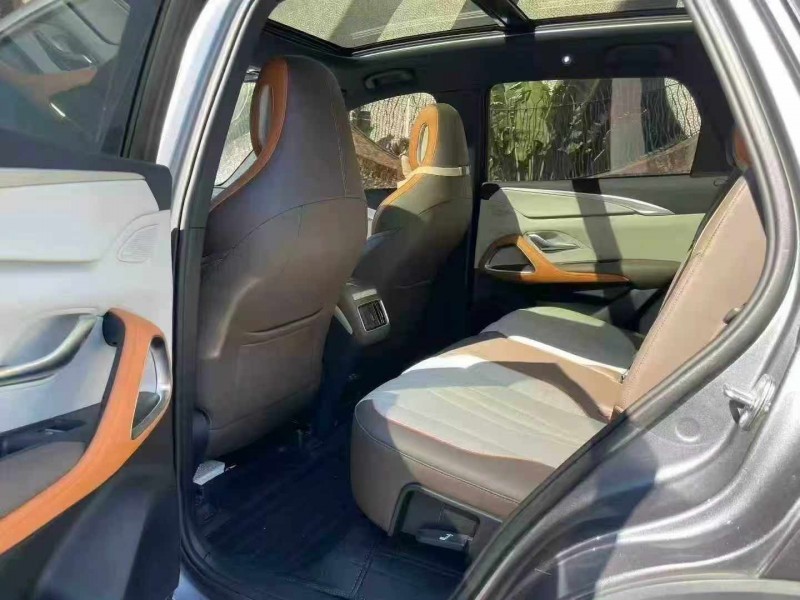 深圳23年比亚迪宋5