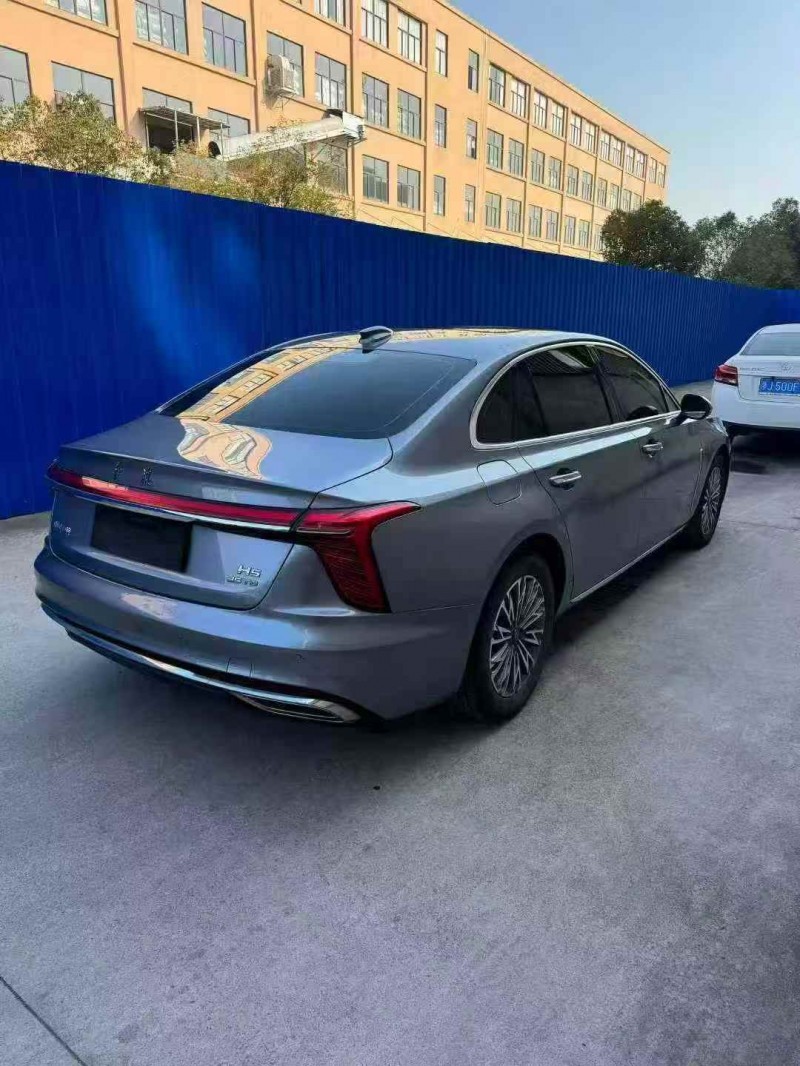 金华23年红旗H57