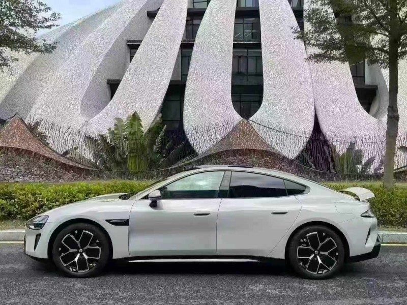 深圳24年小米SU77