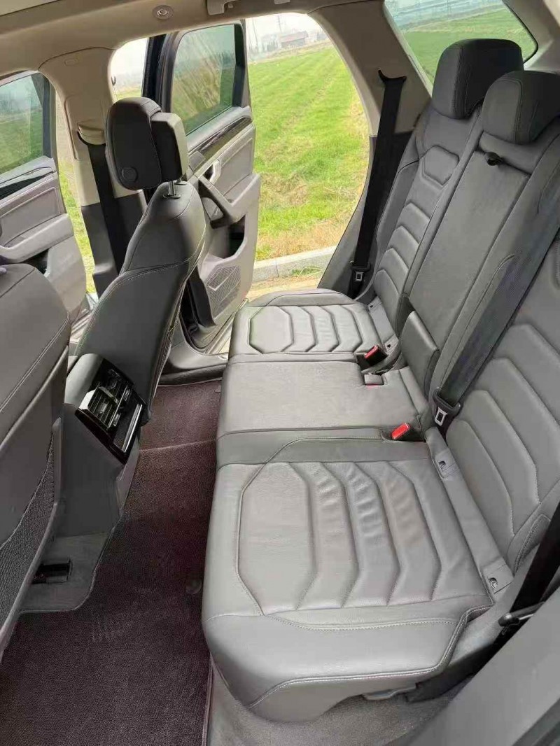 连云港24年大众途锐5