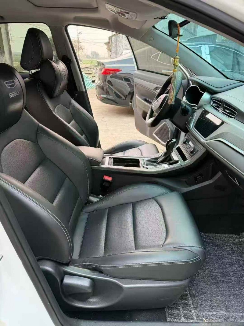 淮安21年吉利帝豪4