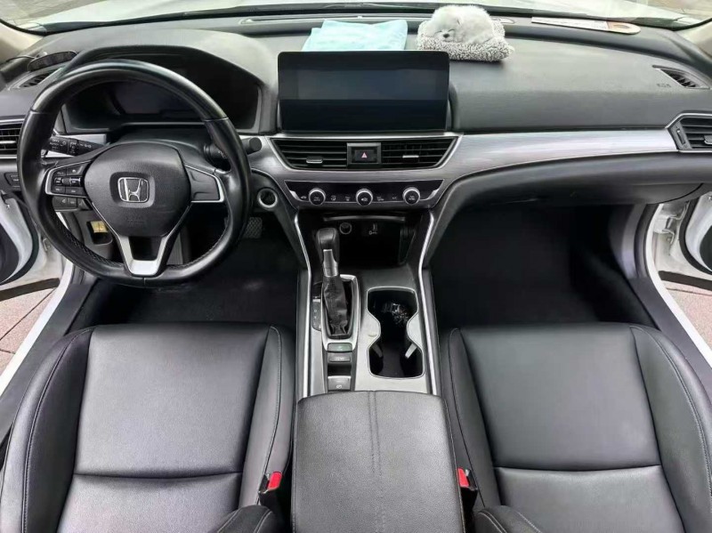 佛山22年本田雅阁5