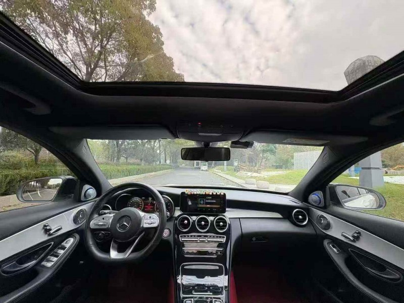 张家界19年奔驰E4