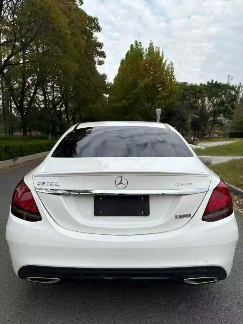 张家界19年奔驰E9