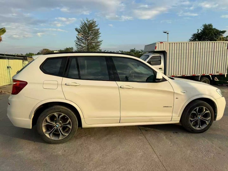 中山17年宝马X32