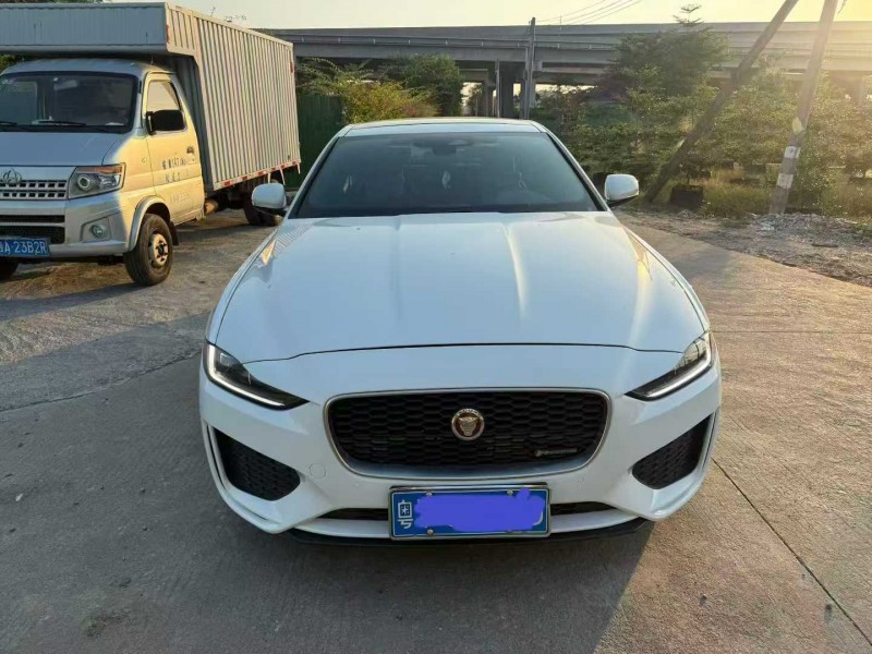 中山23年捷豹XE1