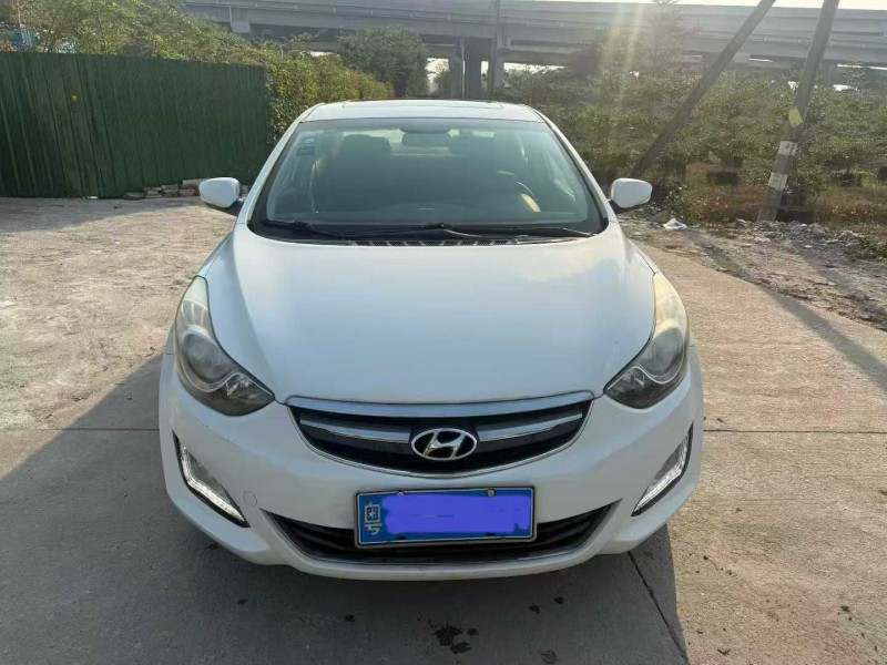 中山15年现代朗动1