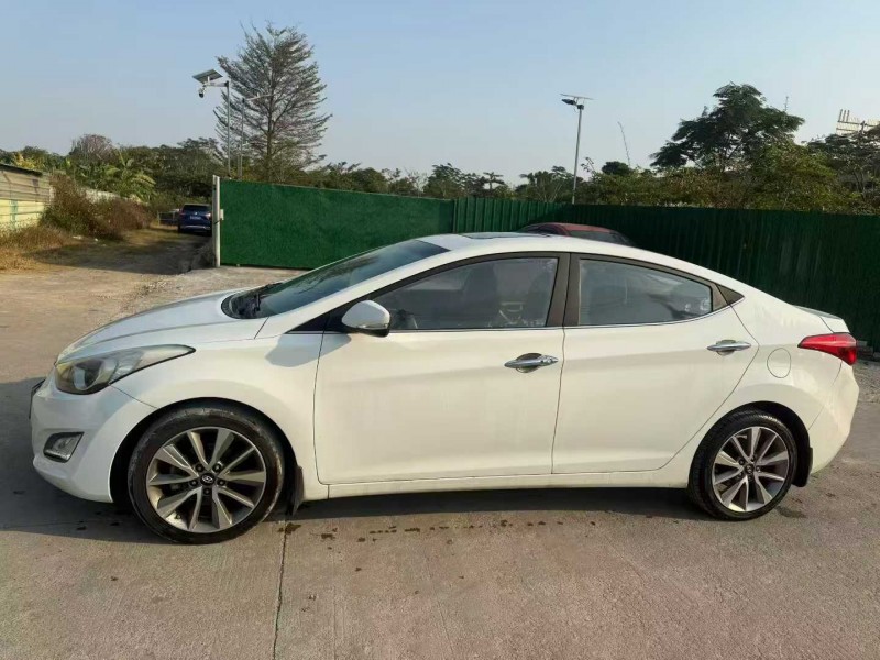 中山15年现代朗动5