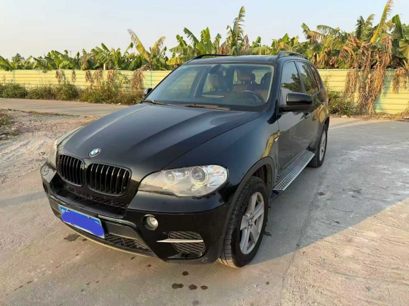 中山13年宝马X56