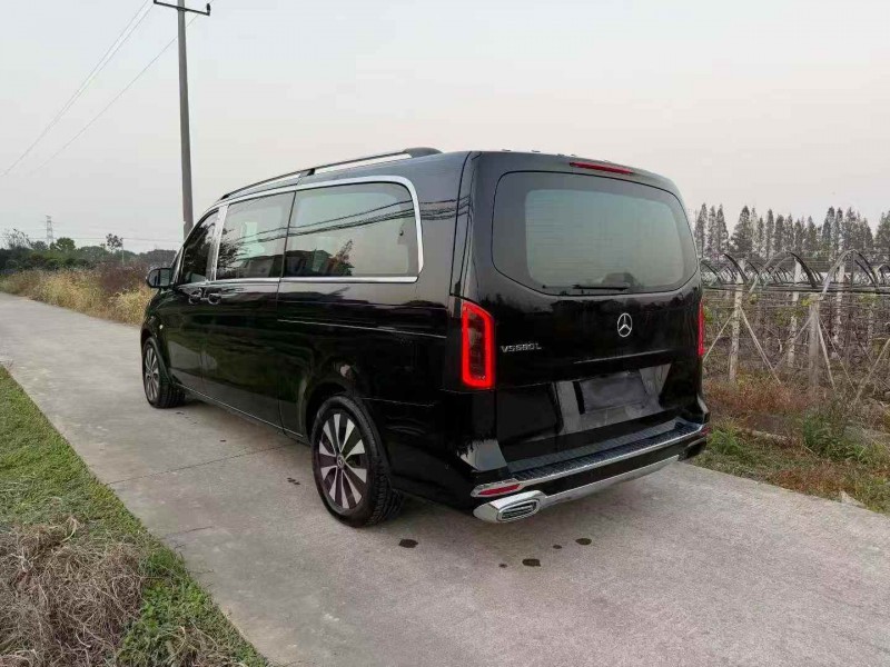 金华23年奔驰威霆7