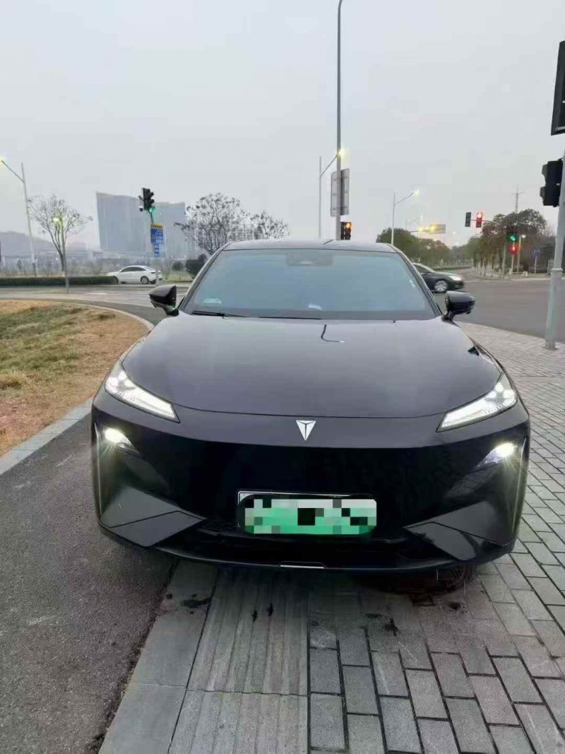 衢州25年长安汽车深蓝1