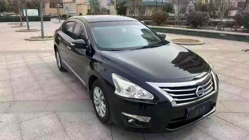 潍坊16年日产天籁3