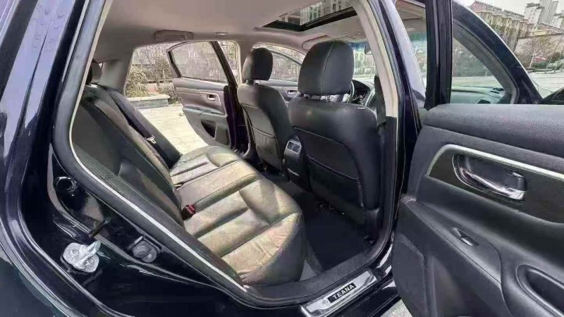 潍坊16年日产天籁5