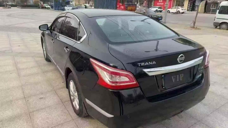 潍坊16年日产天籁7