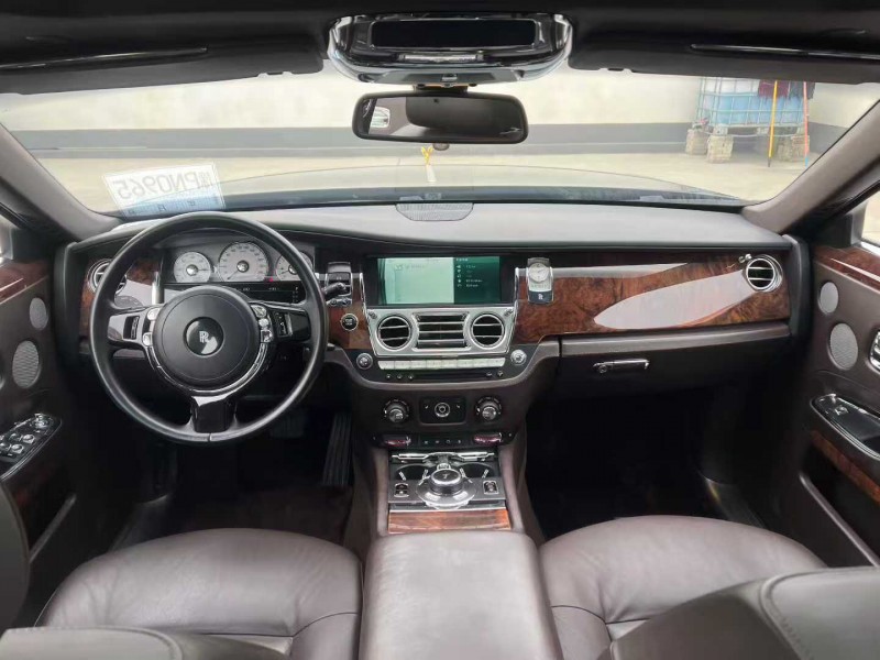 唐山14年劳斯莱斯古斯特6