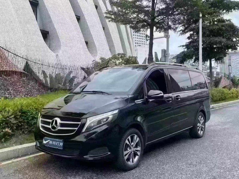深圳18年奔驰V3