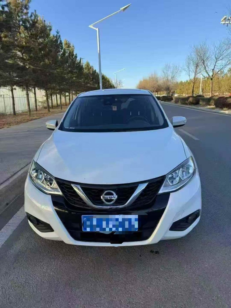 赤峰18年日产骐达1