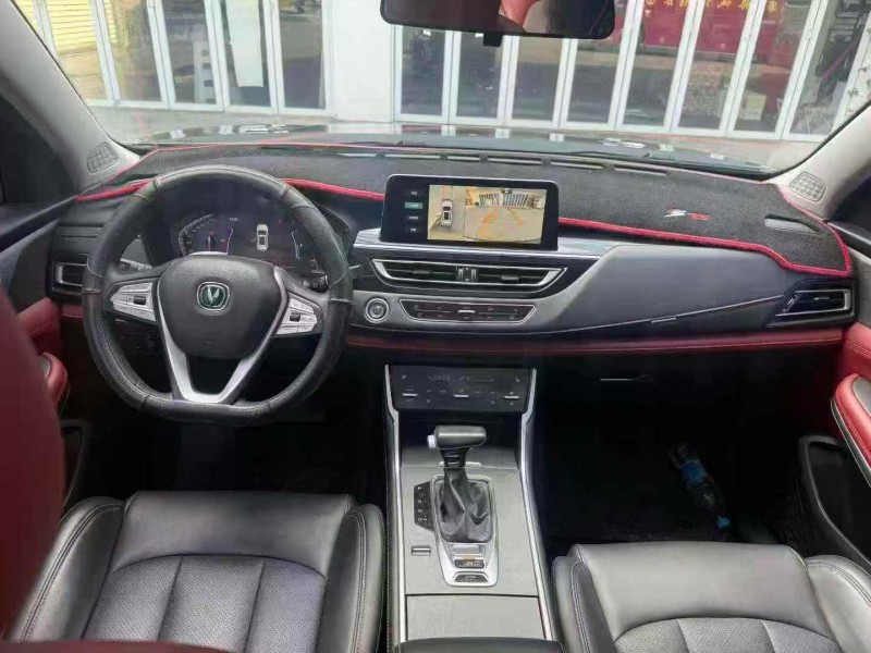 张家界23年长安汽车CS755