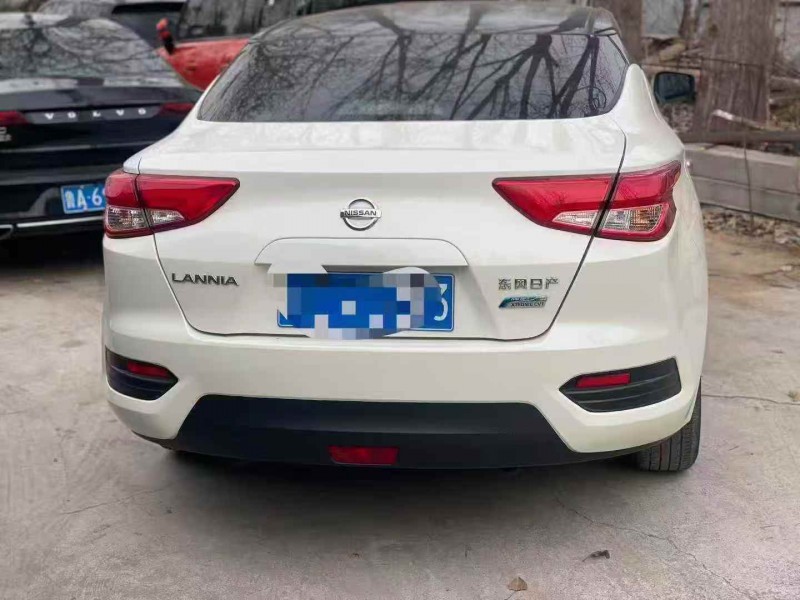 济宁21年日产蓝鸟9