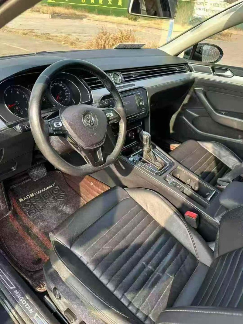 济宁18年大众迈腾4