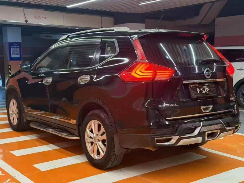 孝感14年日产奇骏7