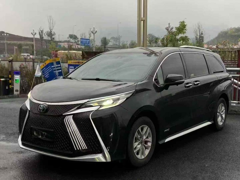 重庆23年丰田格瑞维亚2