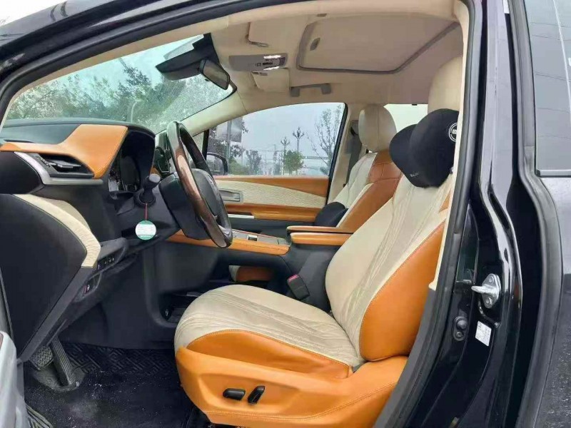 重庆23年丰田格瑞维亚5