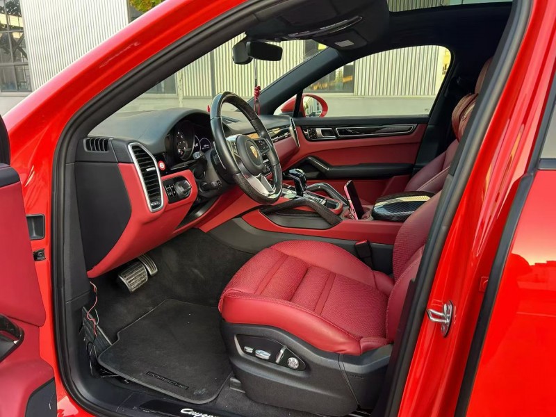 徐州19年保时捷卡宴6