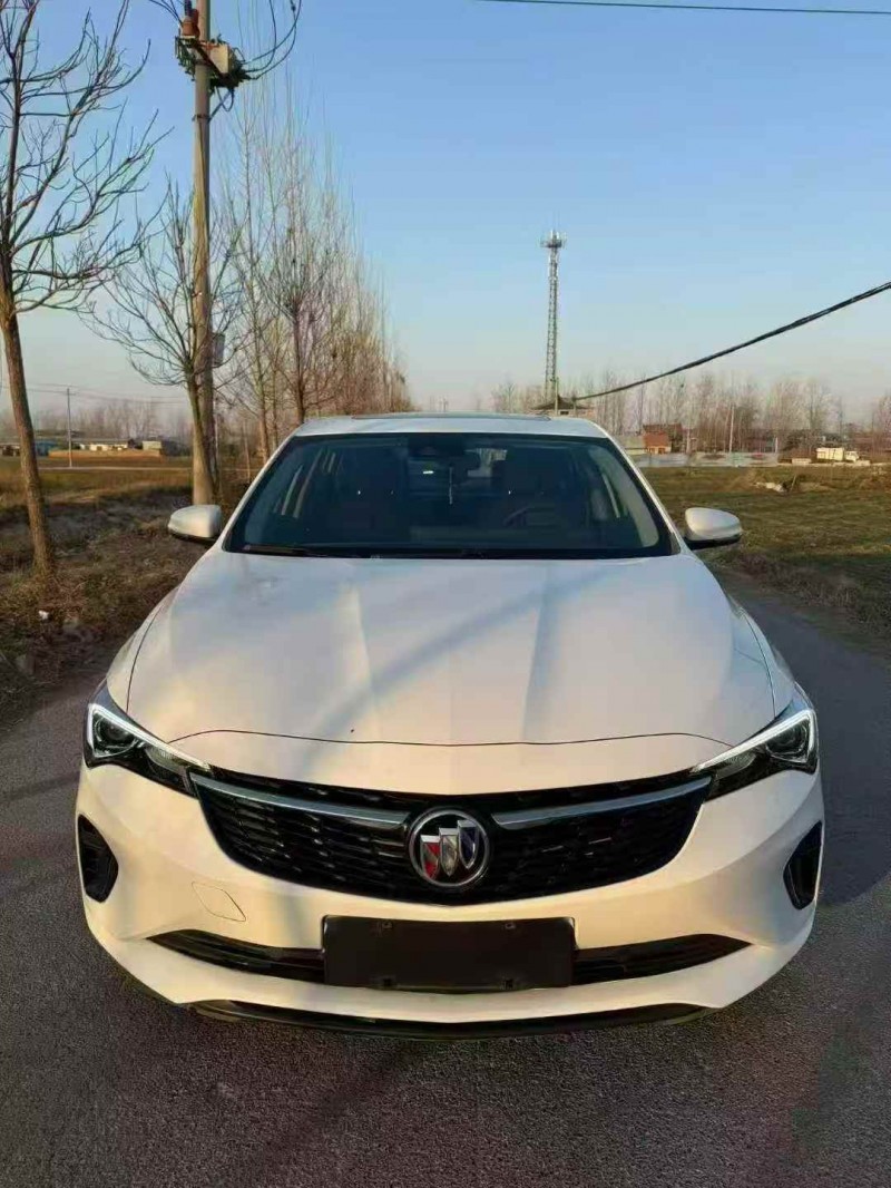 潍坊22年别克威朗1