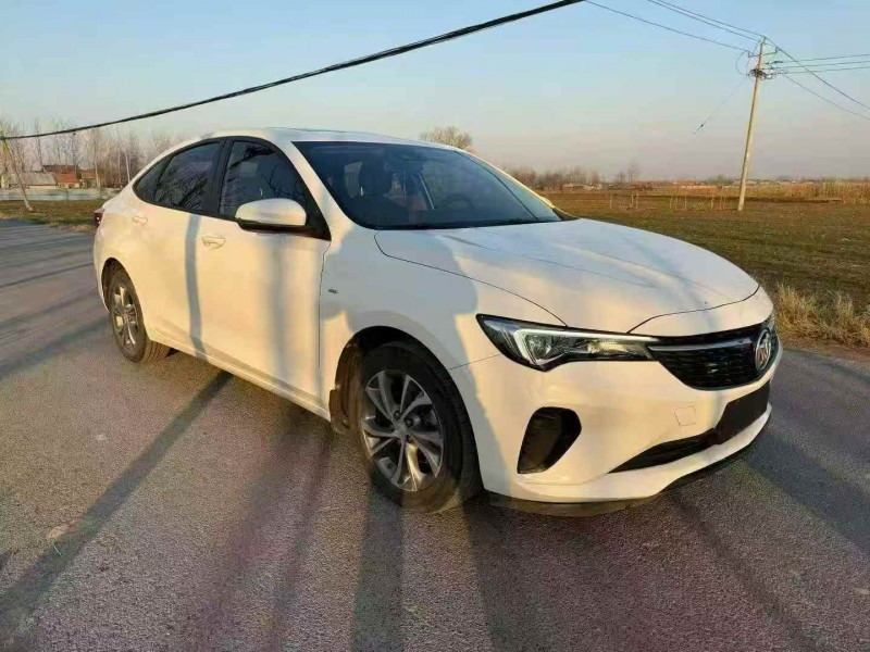 潍坊22年别克威朗3