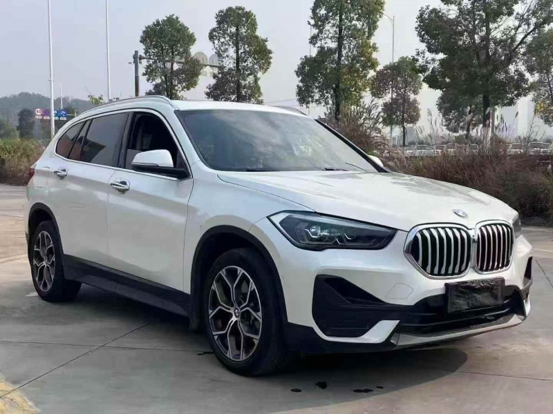 常德20年宝马X12