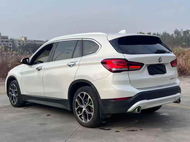 常德20年宝马X17