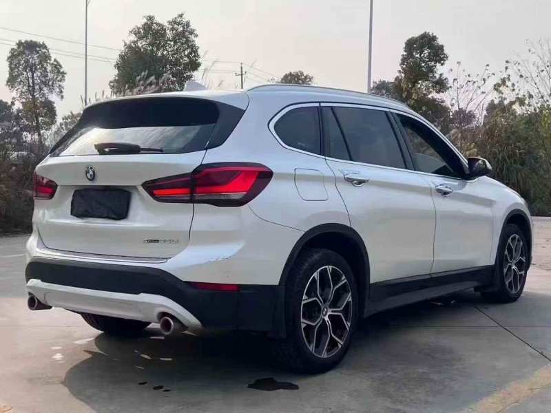 常德20年宝马X19