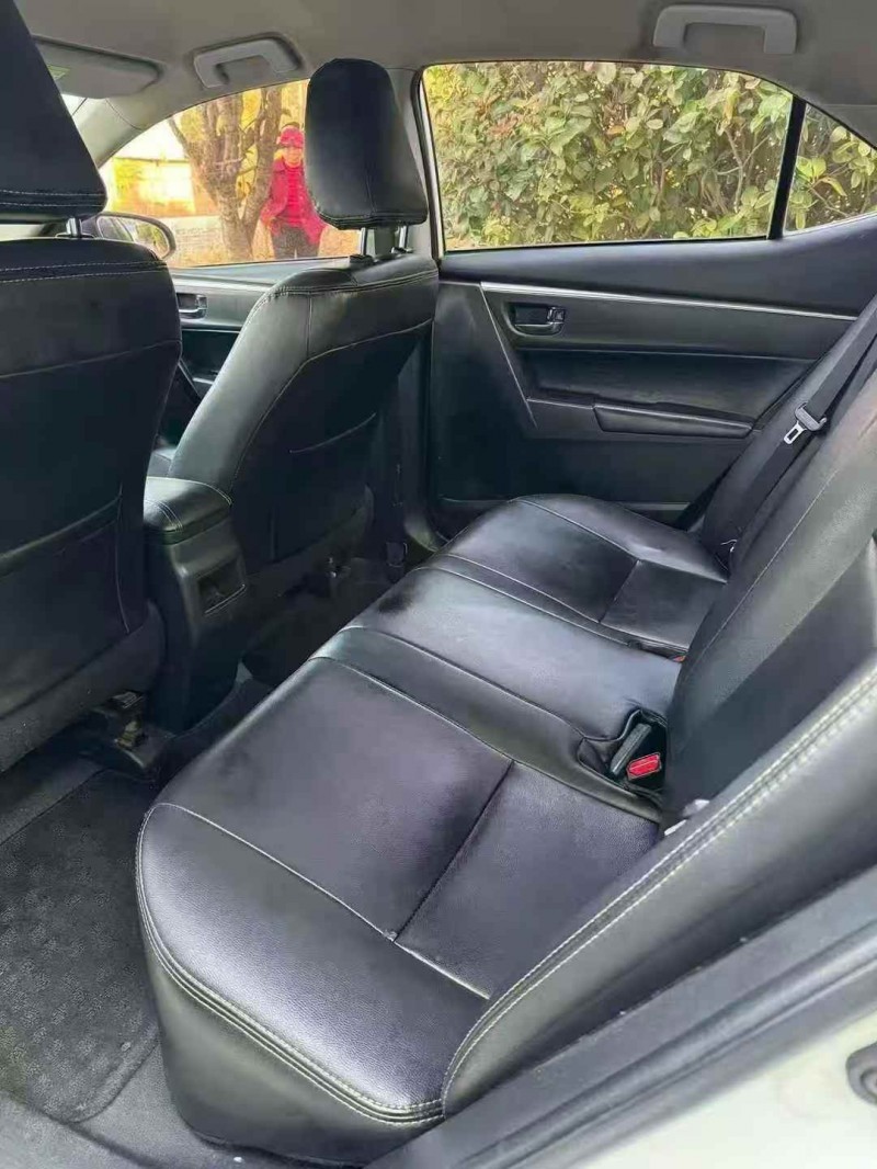 赣州18年丰田卡罗拉6