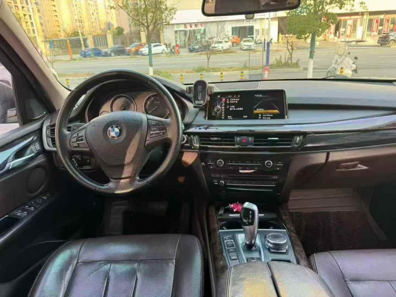 赣州15年宝马X57