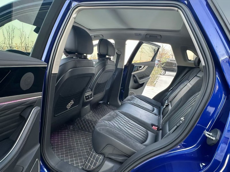 徐州22年红旗HS56