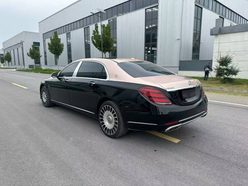 徐州18年奔驰迈巴赫S级7