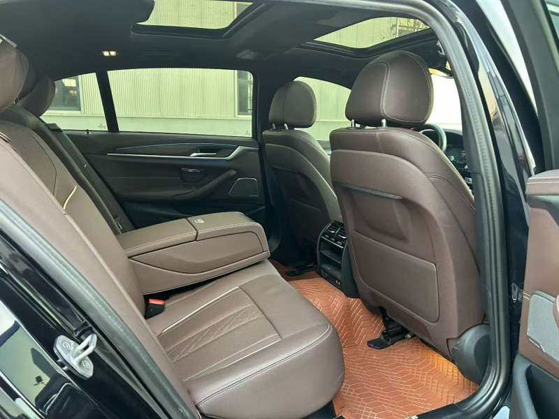 徐州22年宝马5系4