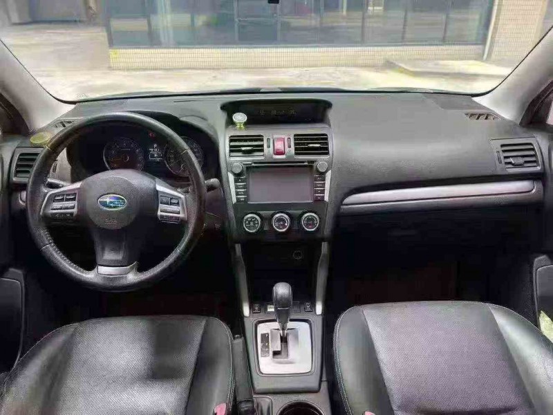 湛江14年斯巴鲁森林人4