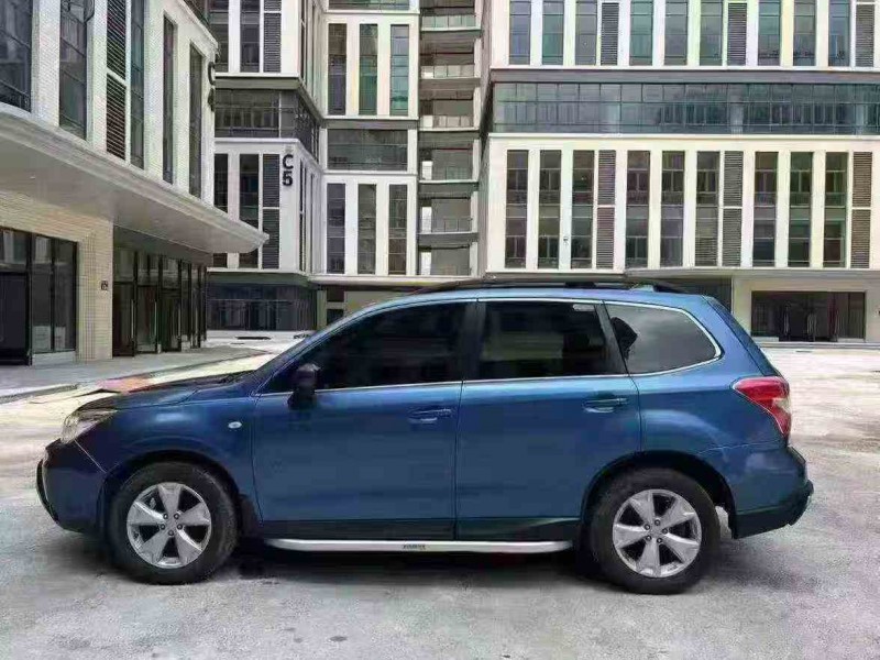 湛江14年斯巴鲁森林人8