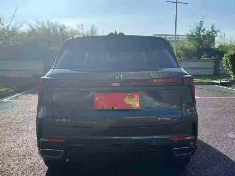 江门23年长安汽车CS758