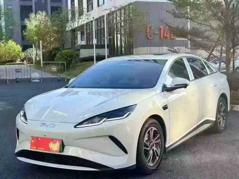 江门25年比亚迪海豹3