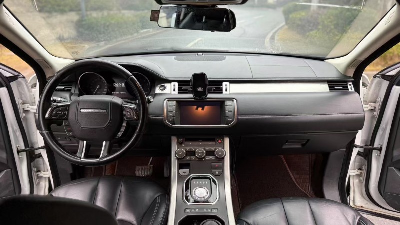 济宁13年路虎极光8